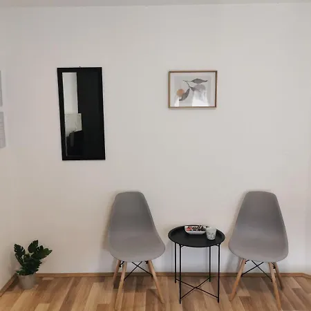 Nacional 3 Apartment